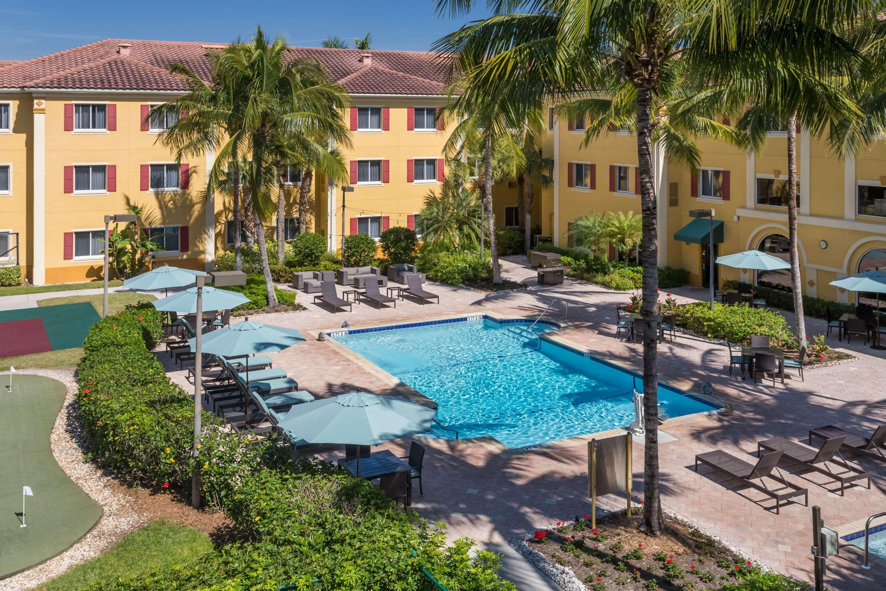 Hawthorn Extended Stay By Wyndham North Naples Εξωτερικό φωτογραφία