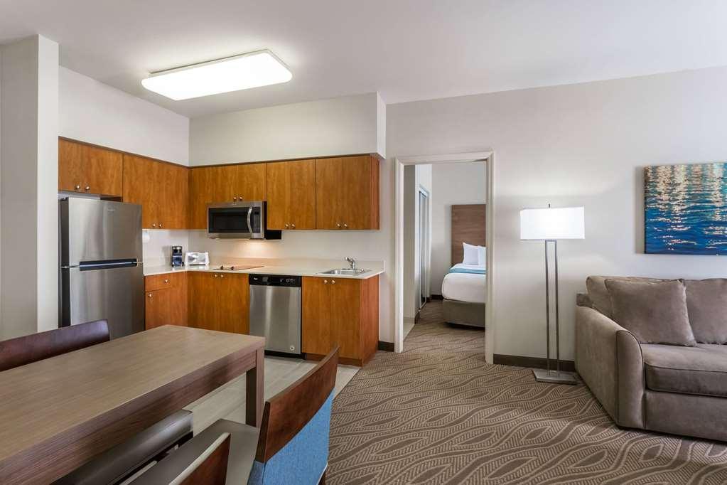 Hawthorn Extended Stay By Wyndham North Naples Δωμάτιο φωτογραφία