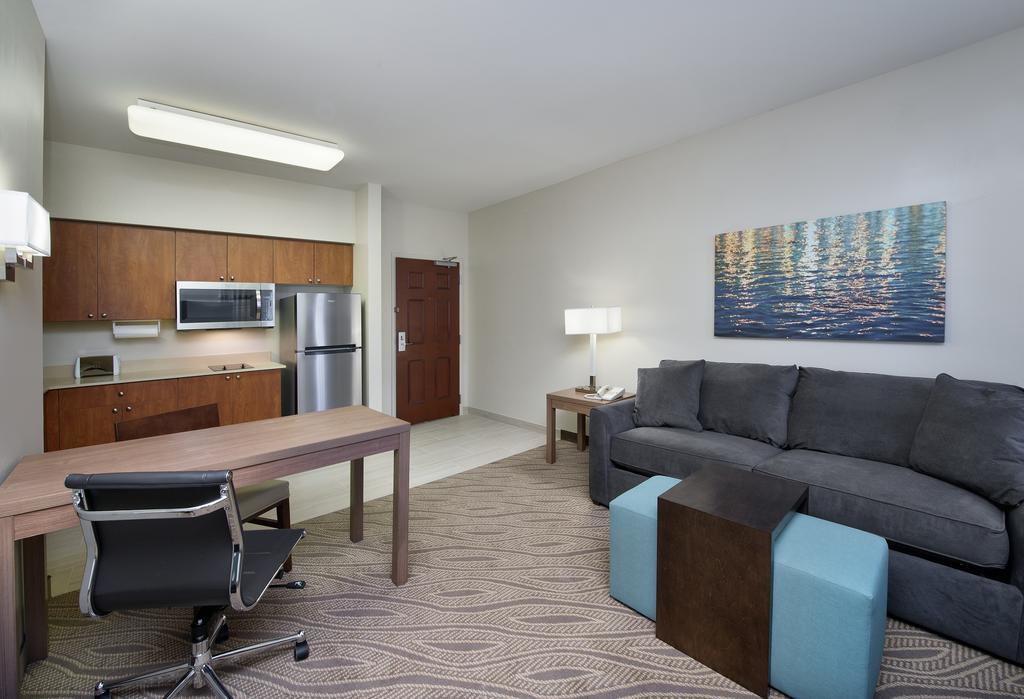 Hawthorn Extended Stay By Wyndham North Naples Εξωτερικό φωτογραφία