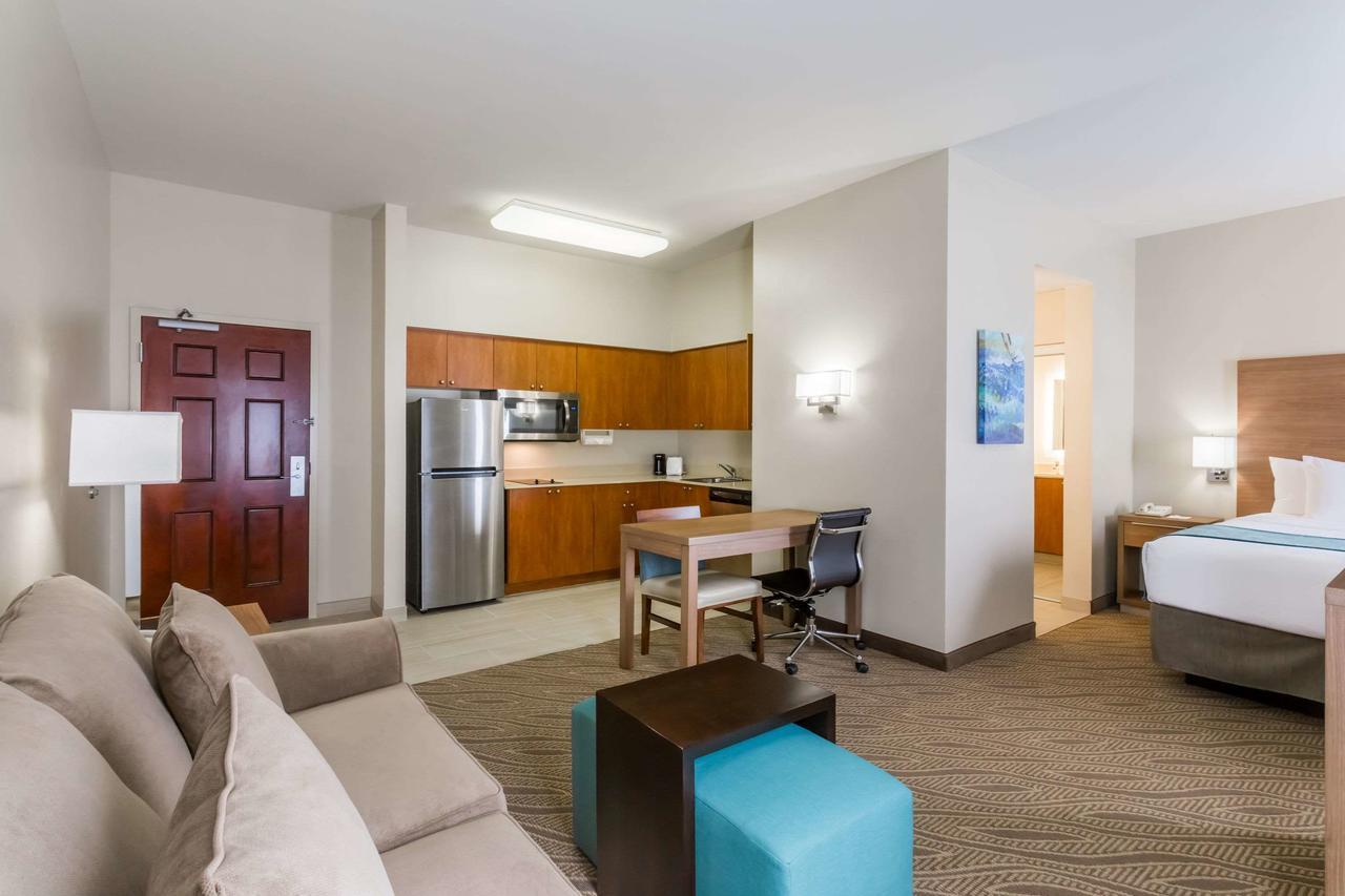 Hawthorn Extended Stay By Wyndham North Naples Εξωτερικό φωτογραφία
